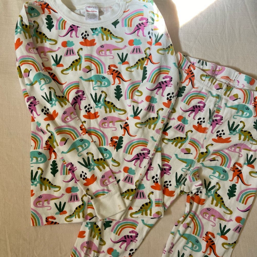Hanna Andersson dinosaur pjs